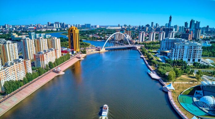 Last minute z Astany: popularne kierunki na wakacje