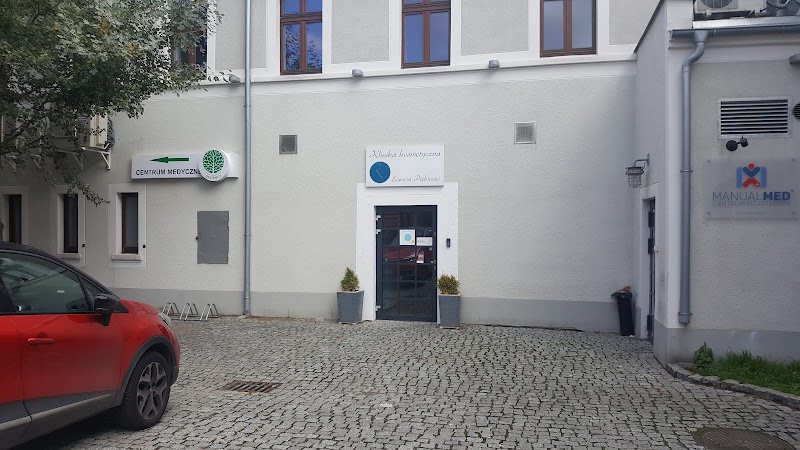 Clinic of Cosmetic Essence of Beauty
